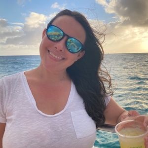 Meet your Posher, Amber